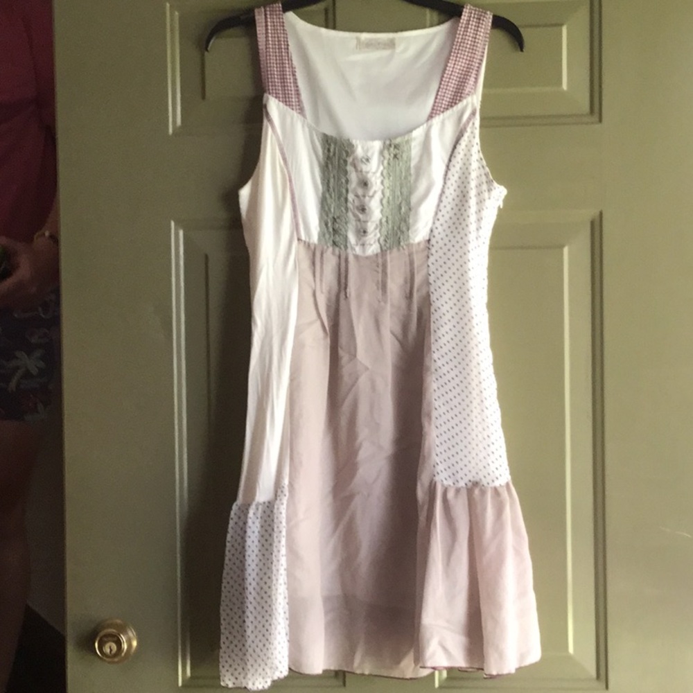 Sleeveless dress